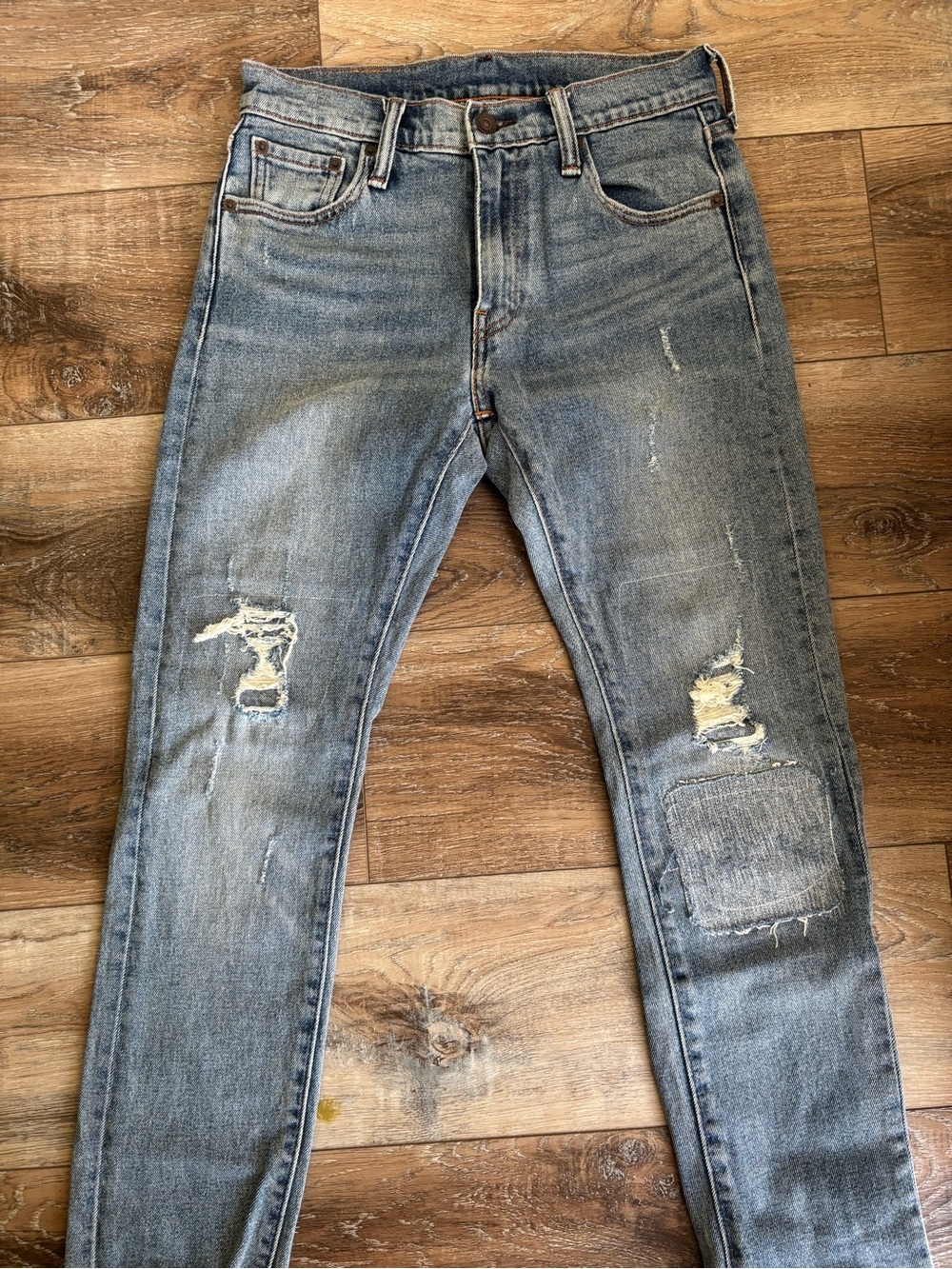 Levi’s Jeans!!